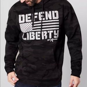 HOWITZER DEFEND LIBERTY BLACK CAMO HOODIE SZ:S NWT🏷